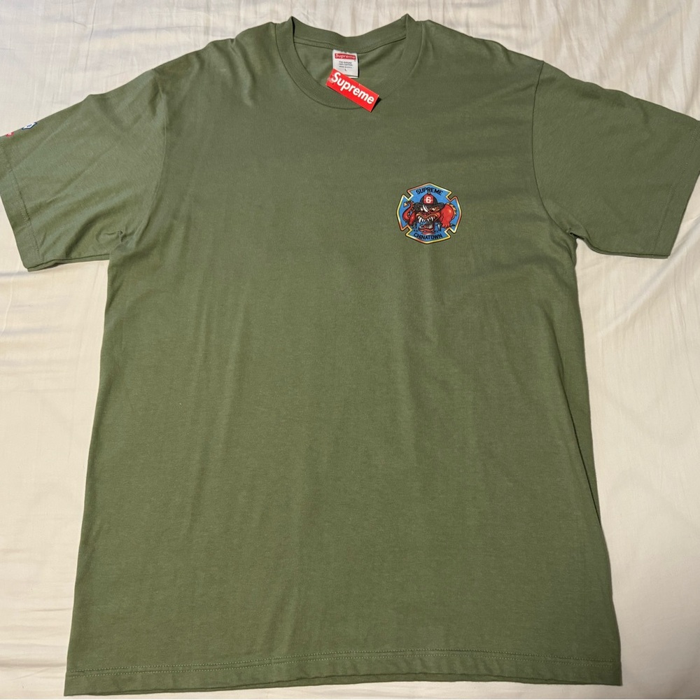 NWT Supreme FDNY Engine 9 Tee